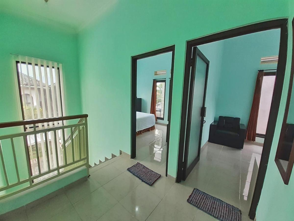 Villa 3 Bedroom Edelweis No. 7 Near Museum Angkut บาตู ภายนอก รูปภาพ