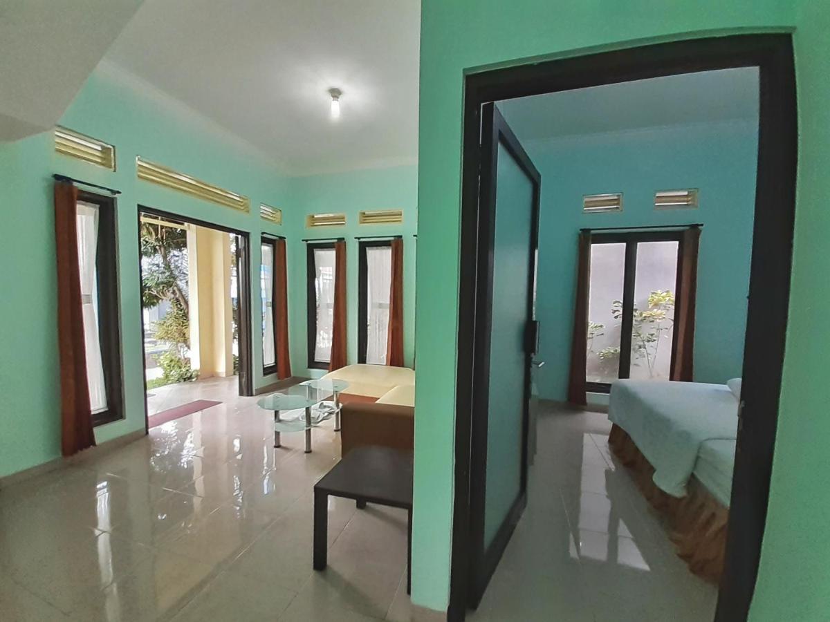 Villa 3 Bedroom Edelweis No. 7 Near Museum Angkut บาตู ภายนอก รูปภาพ