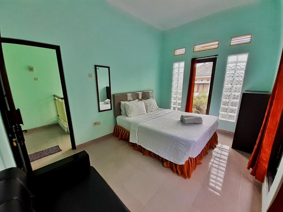 Villa 3 Bedroom Edelweis No. 7 Near Museum Angkut บาตู ภายนอก รูปภาพ