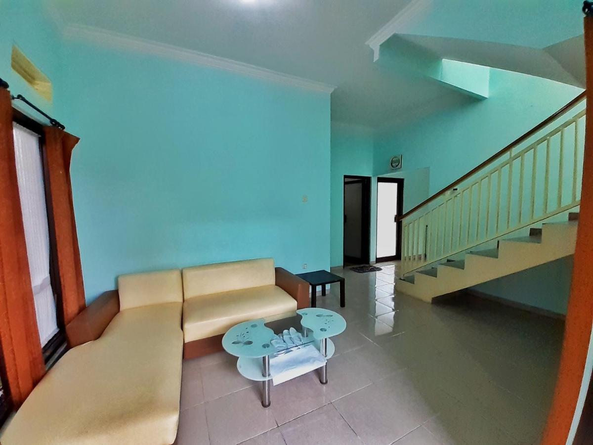 Villa 3 Bedroom Edelweis No. 7 Near Museum Angkut บาตู ภายนอก รูปภาพ